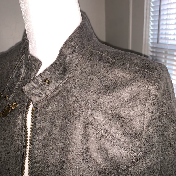 Light Jacket - Picture 6 of 8